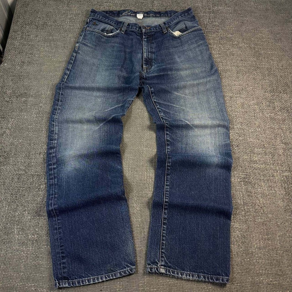 Eddie Bauer Relaxed Fit Jeans Mens 36x33 Blue Specially Dyed Denim